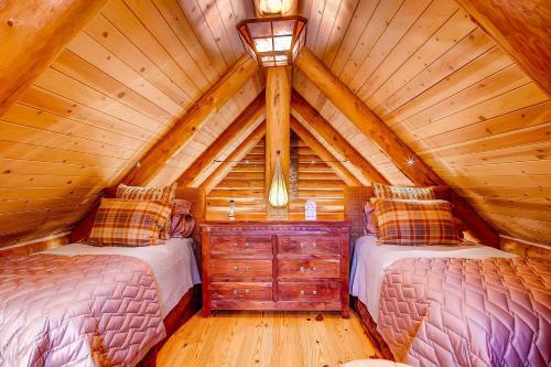 Yellow Brick Cabin By Exceptional Stays