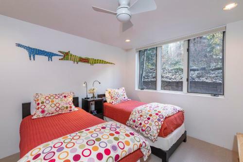 River's Edge Retreat By Exceptional Stays