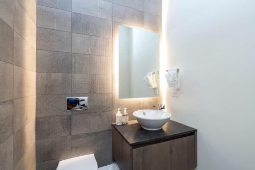 San Juan 103 At Transfer By Exceptional Stays