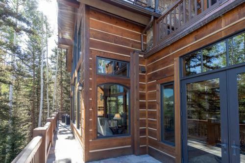 San Joaquin Road 123 - Sunshine Chalet
