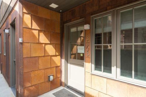 Pacific Ave West 330 B - Central Chalet