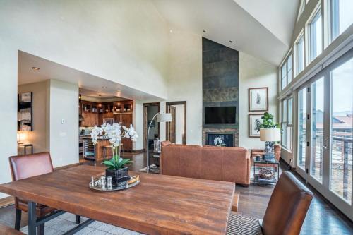 Cassidy Ridge Condos