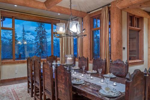 Autumn Ridge By Exceptional Stays