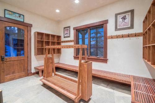 Autumn Ridge By Exceptional Stays