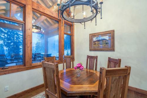 Autumn Ridge By Exceptional Stays