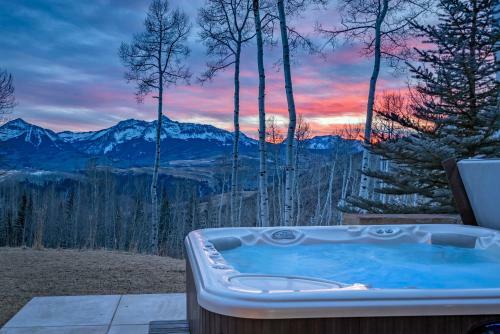 Grand Vista By Exceptional Stays