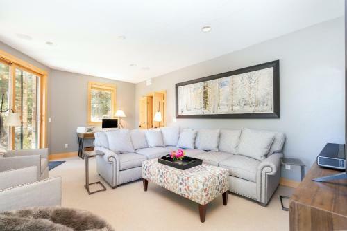 Mountain Melody By Exceptional Stays