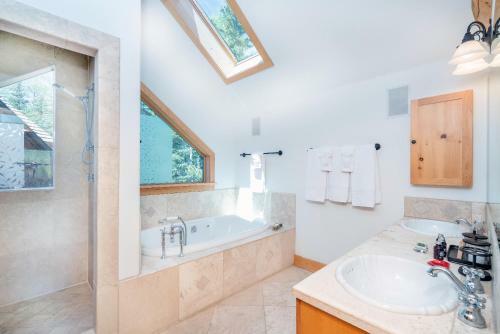 Mountain Melody By Exceptional Stays