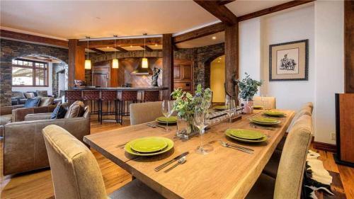 See Forever San Sophia 114 (condo)