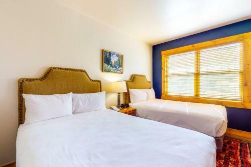 Mountain Lodge