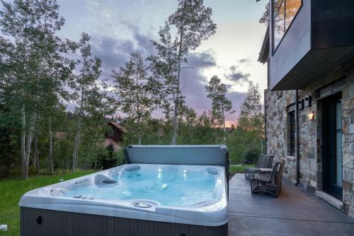 Vischer Drive 137 - The Vischer View House
