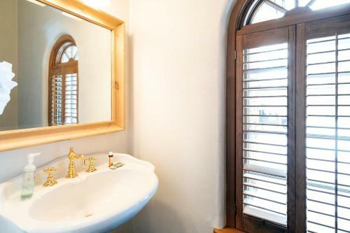 Founder's Retreat By Exceptional Stays