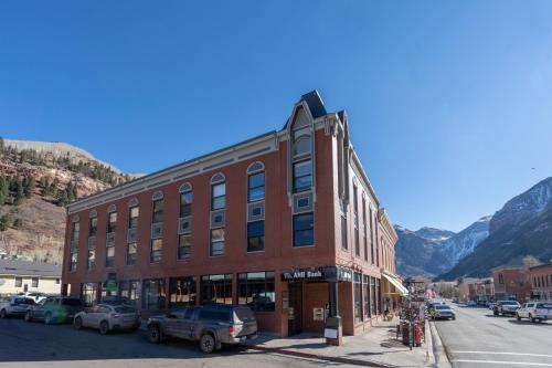 Colorado Ave East 101 - Ski Loft House