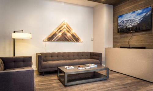 Colorado Ave East 101 - Ski Loft House