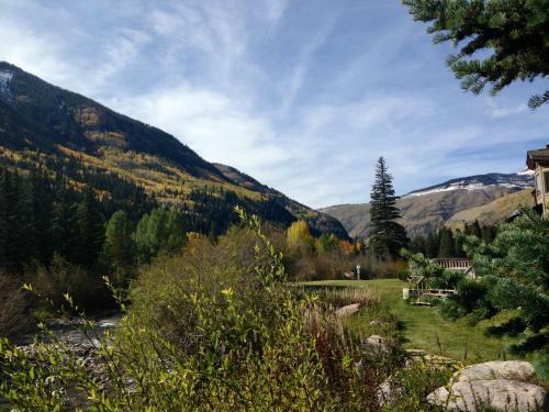 K1 Gore Creek Meadows Townhouse