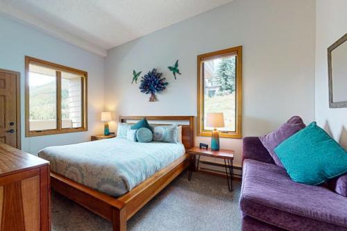 Sun Vail D