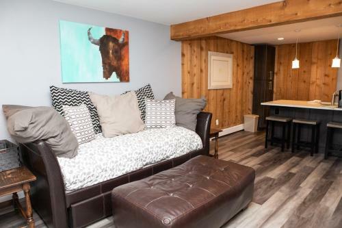 6 Chamonix Lane Townhouse