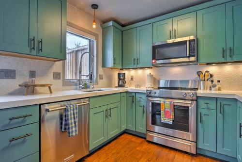 Cozy Townhome With Beautiful Views Of Vail Mountain!