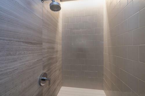Loft House 101 At Transfer By Exceptional Stays