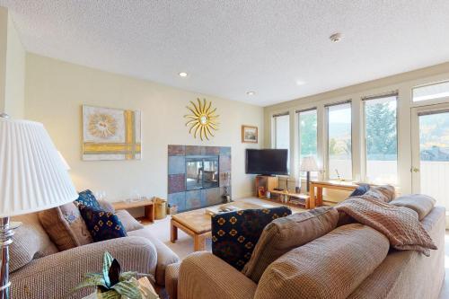Sun Vail B