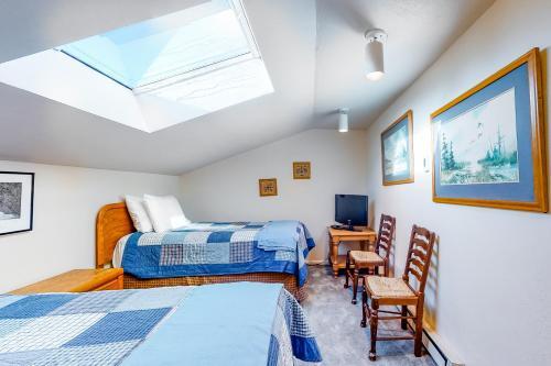 Lionshead Luxury