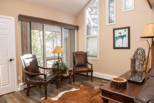 6 Chamonix Lane 2 Bedroom Townhouse