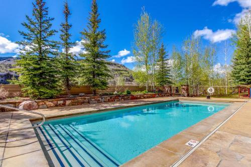 Sun Vail E