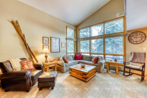 Meadow Drive 18
