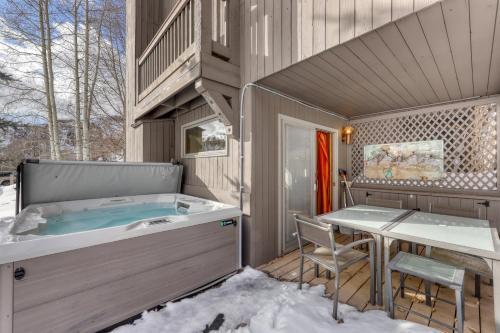 Valley Creek Getaway