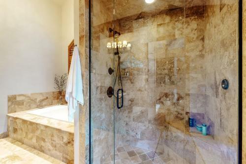 Lupine Drive Luxury