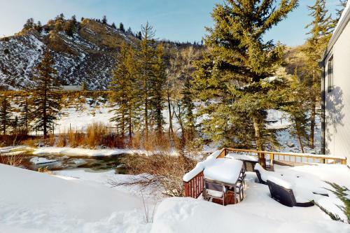 Gore Creek Condo