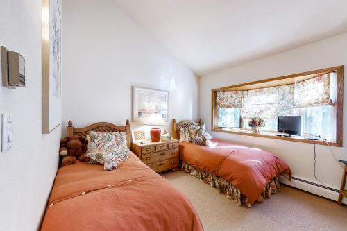 Majestic Vail Golf Course Home