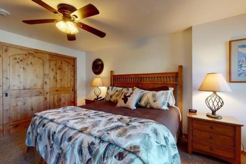 Lion Square Lodge East 310a