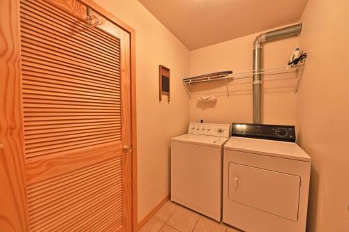 Slopeside 204 Kinney Townhouse