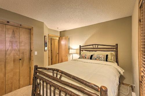 Apartamento Cozy Creekside Condo, Steps From Wp Shuttle!