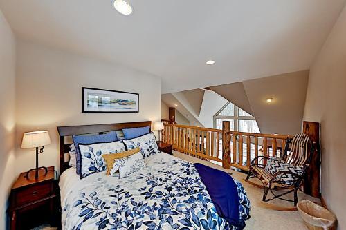 Spacious Home Near Ski Resort - Private Hot Tub Home