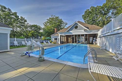 Apartamento Pristine Tuscan Villa With Pool At Norwich Inn And Spa