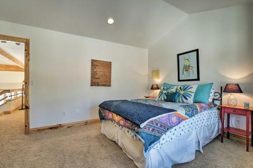 Cozy Townhome Just 4 Miles To Winter Park Resort!
