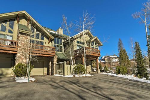 Cozy Townhome Just 4 Miles To Winter Park Resort!