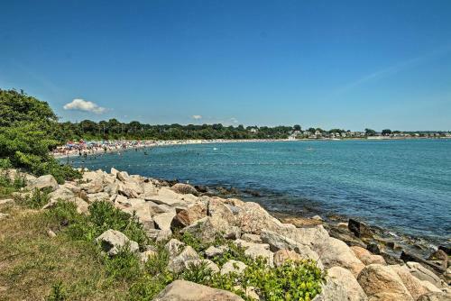 Niantic Home With Patio And Grill - 2 Mi To Beach!