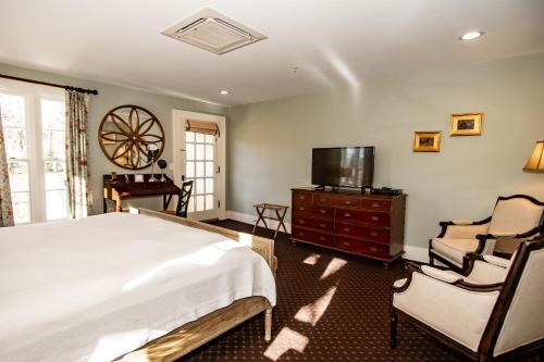 Bed & Breakfast Spicer Mansion