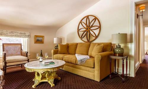 Bed & Breakfast Spicer Mansion