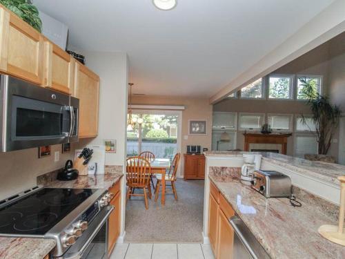 Sea Colony - 53060 Lakeshore