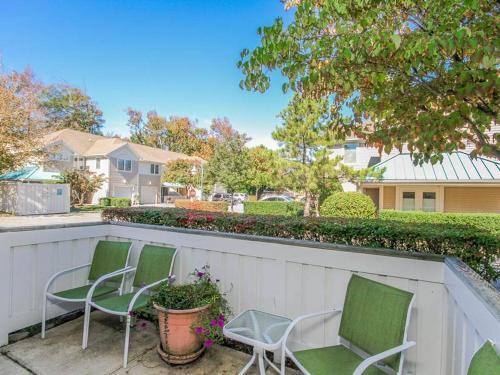 Sea Colony - 53060 Lakeshore