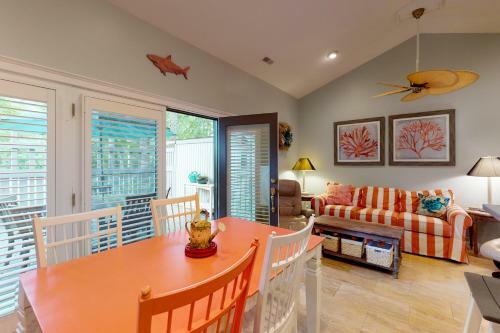 Sea Colony - 5801 Brighton