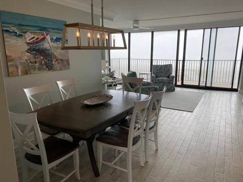 Sea Colony Edgewater House V