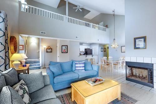 Sea Colony - 17001 Bayberry