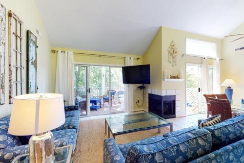 Sea Colony Tall Pines