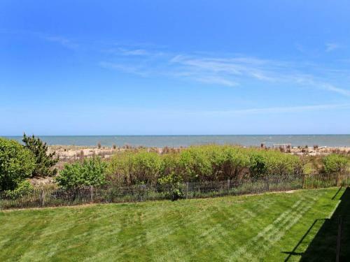 Sea Colony Annapolis Garden