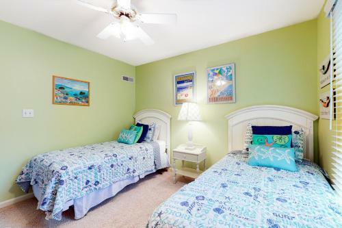 Sea Colony Whispering Pines